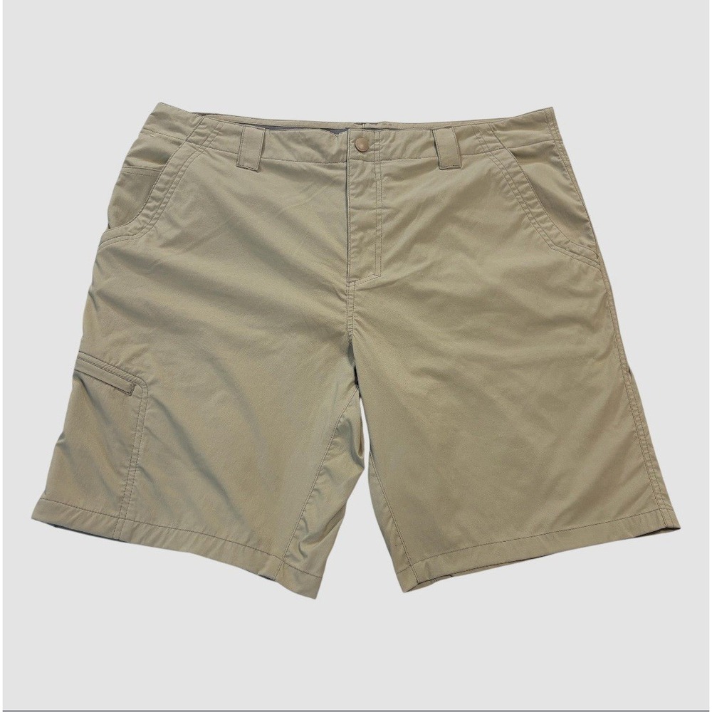 Royal Robbin's Men's 40/10 Tan Shorts Nylon Spandex Hiking Vacation Outdoors